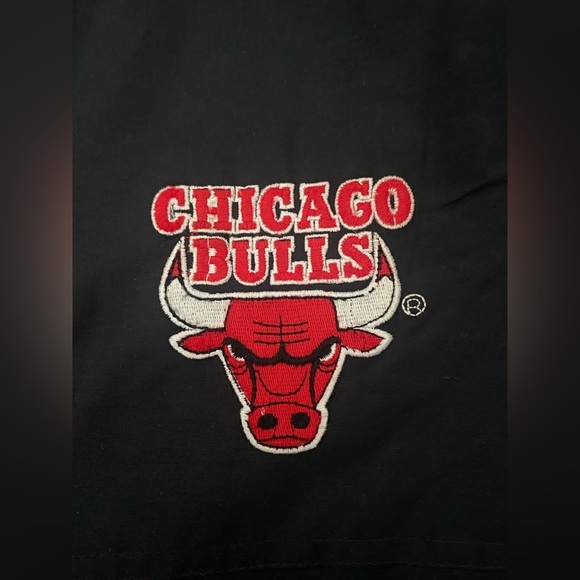 NBA CHICAGO BULLS VINTAGE STARTER Black Logo Button Full-Zip Hooded Jacket in M - Picture 2 of 8